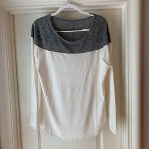 Athleta Long Sleeve cream and grey long shirt.